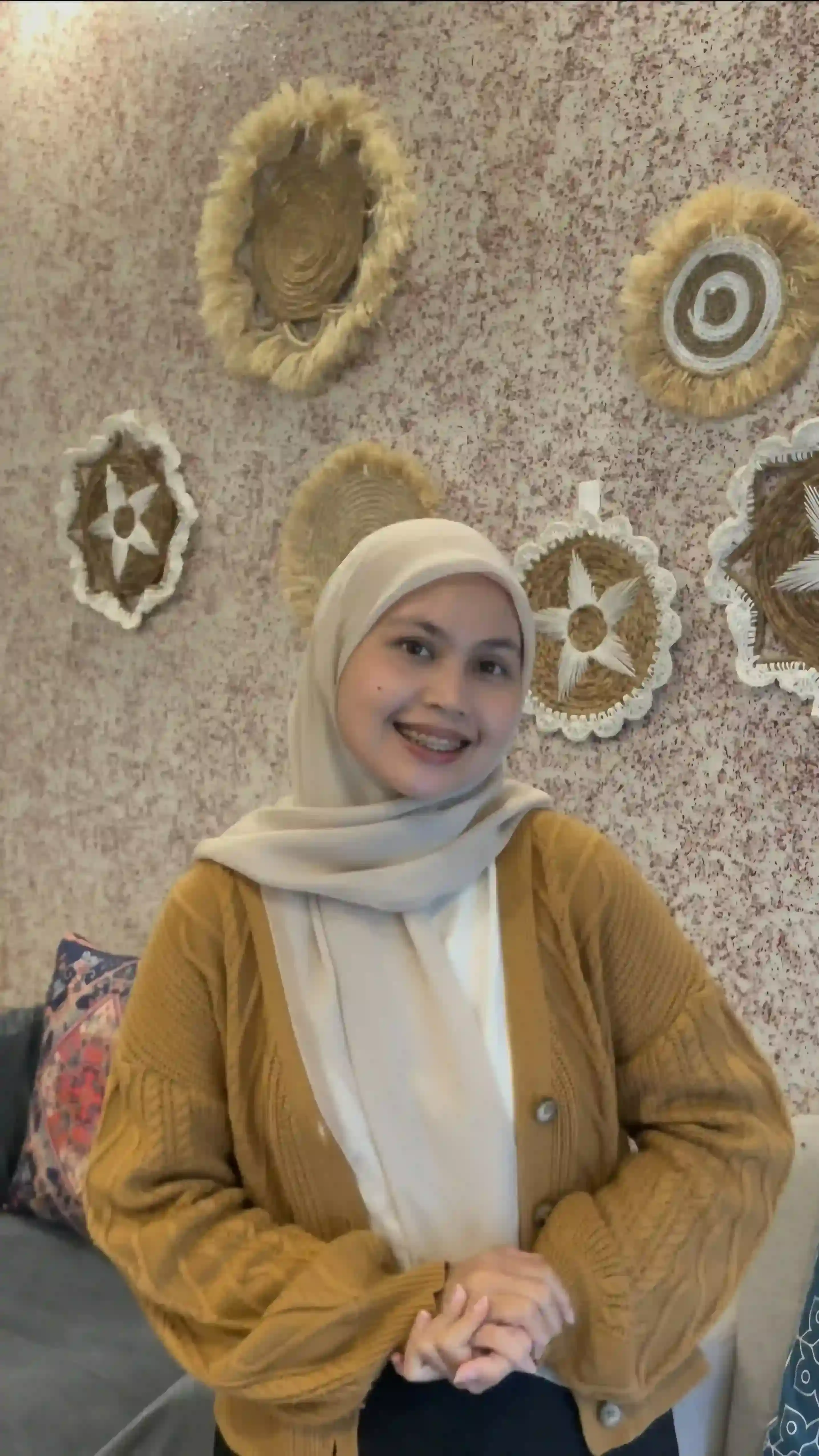 Pelayanan Profesional - Layanan The Ayesha Villa Puncak Bogor